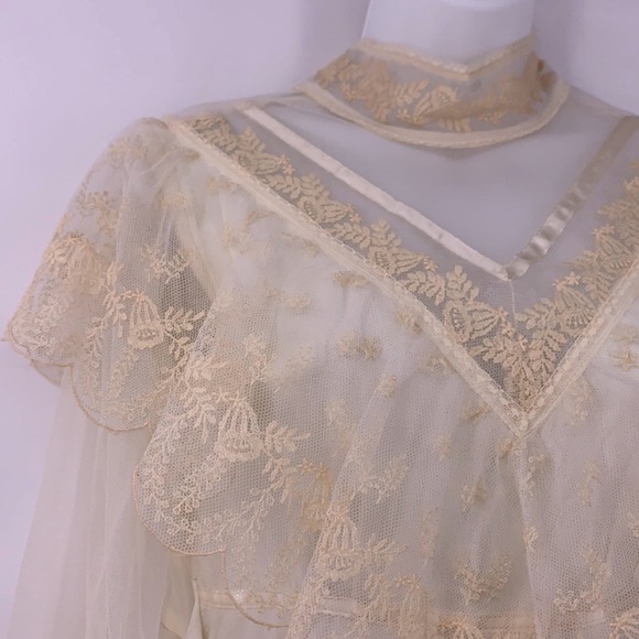 Gunne Sax Cream Lace Dress - Picture 6 of 14